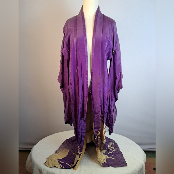 Vintage Japanese Kimono possible Mikado, Madame Butterfly, Geisha, Asian Costume - Picture 2 of 8